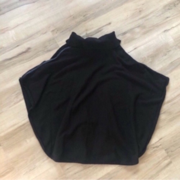 White House Black Market Black Poncho - Picture 11 of 11